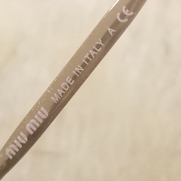 Miu Mui - Picture 3 of 8